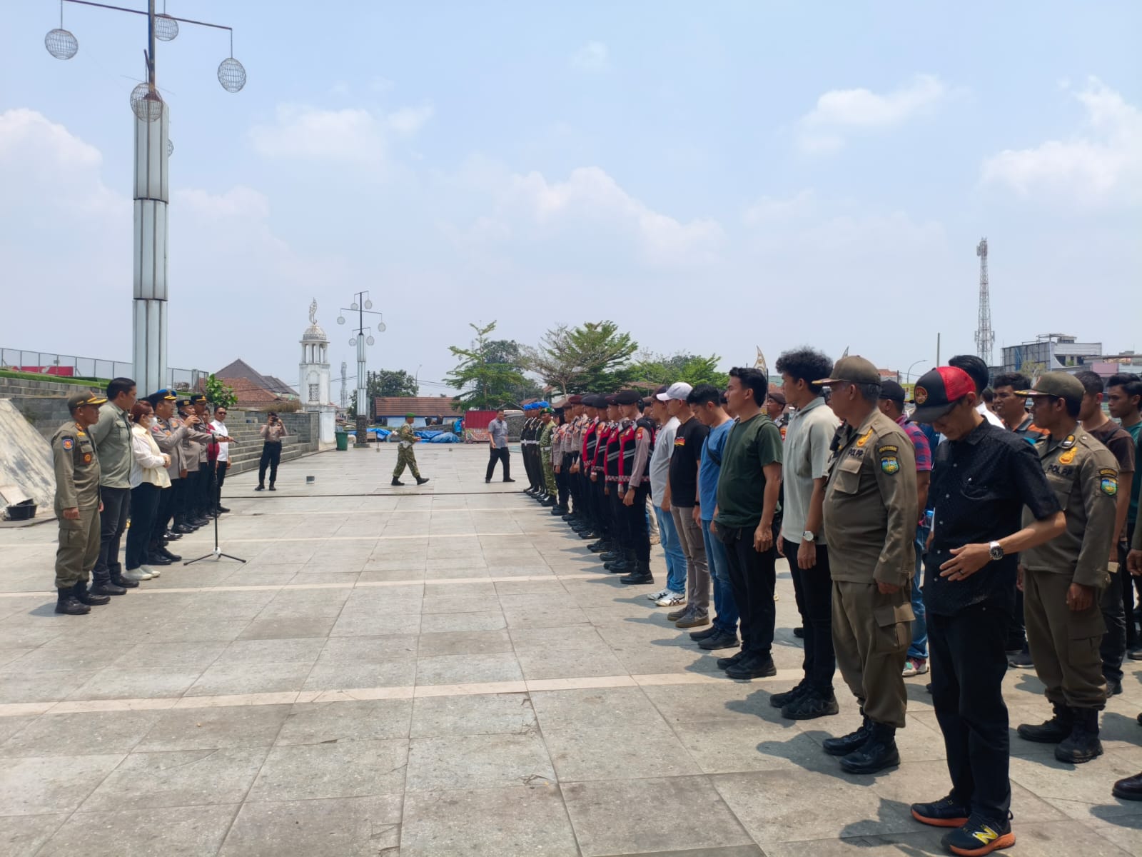 SATPOL PP KABUPATEN TASIKMALAYA LAKSANAKAN APEL KONSOLIDASI TERKAIT PEMBERANTASAN PREMANISME DI WILAYAH SINGAPARNA